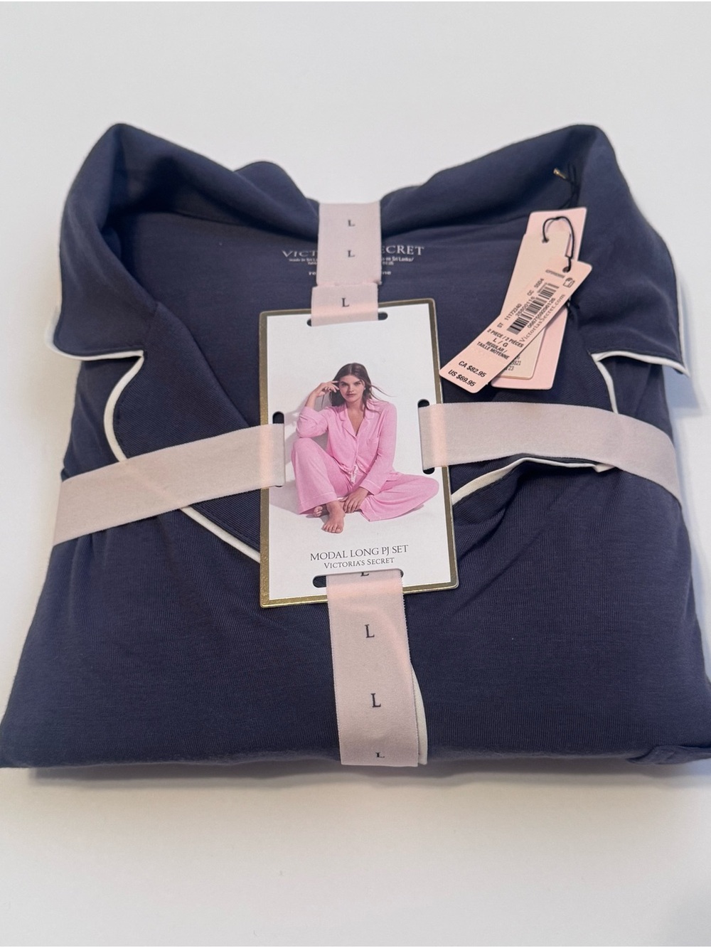 Victoria's Secret Blue Long Pajama Set with White Piping Size Large